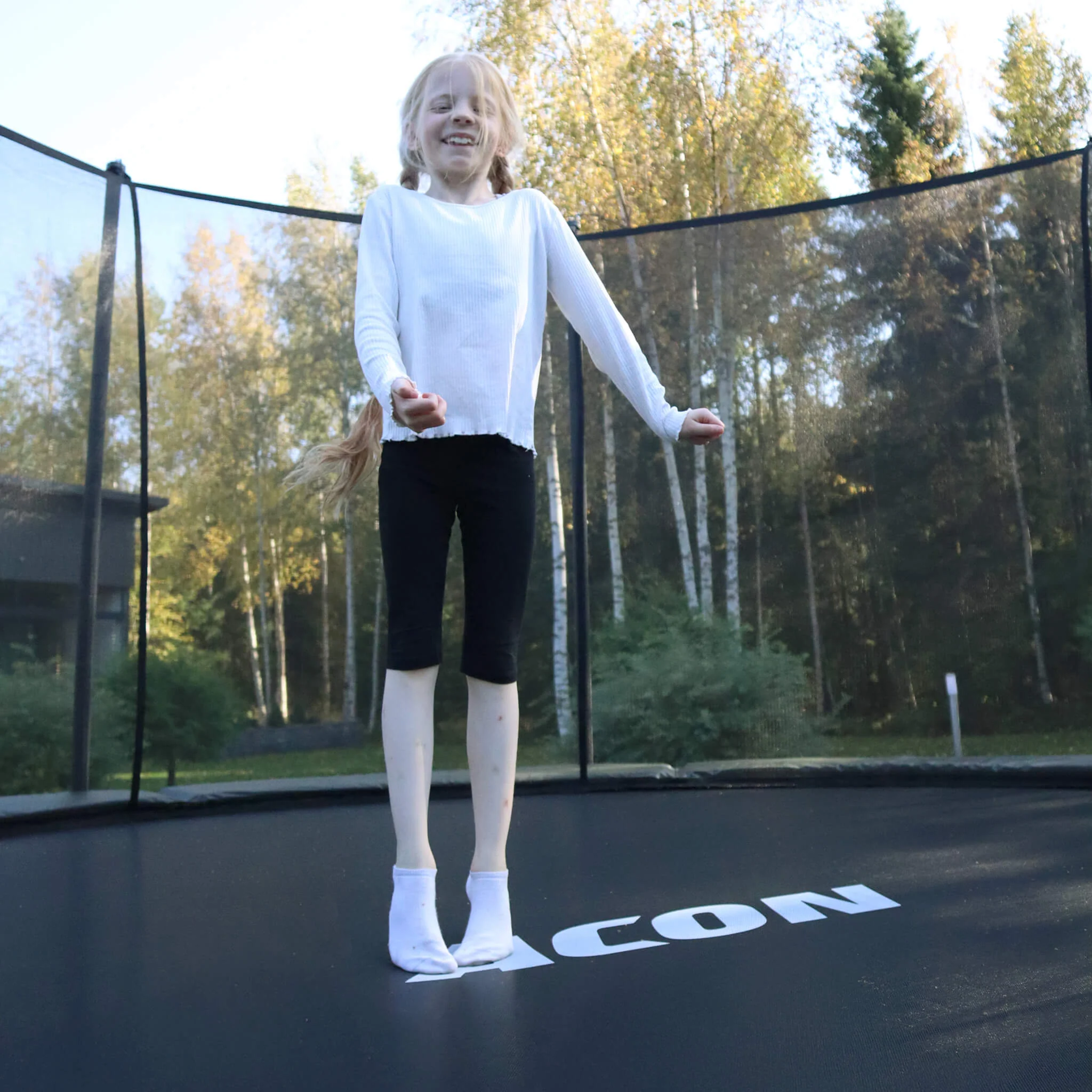 ACON Air 12ft Round Trampoline with Safety Net and Ladder - Image 3